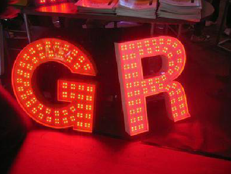 灵宝LED发光字常见的安装误区。