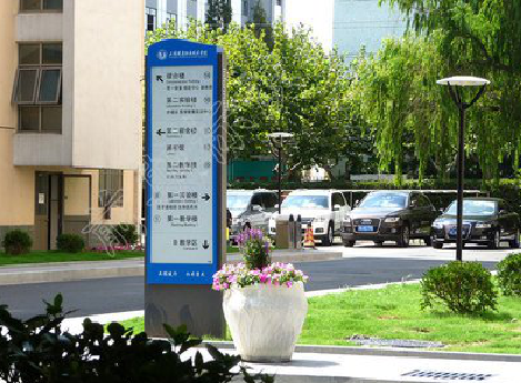 灵宝哪些因素影响宣传栏的制作？